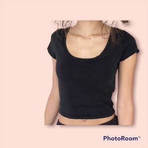 black crop top